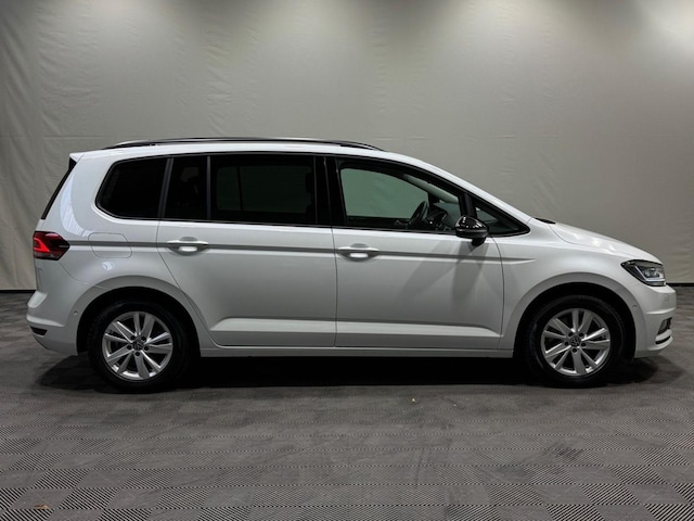 Volkswagen Touran 2.0 TDI DSG Highline Style