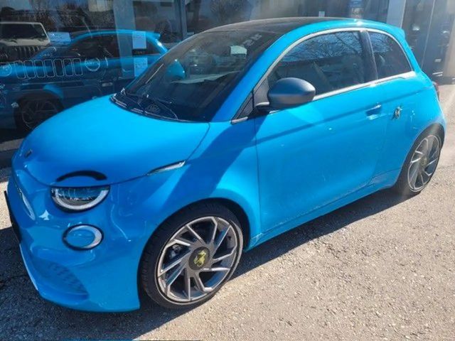 Abarth 500e Scorpionissima