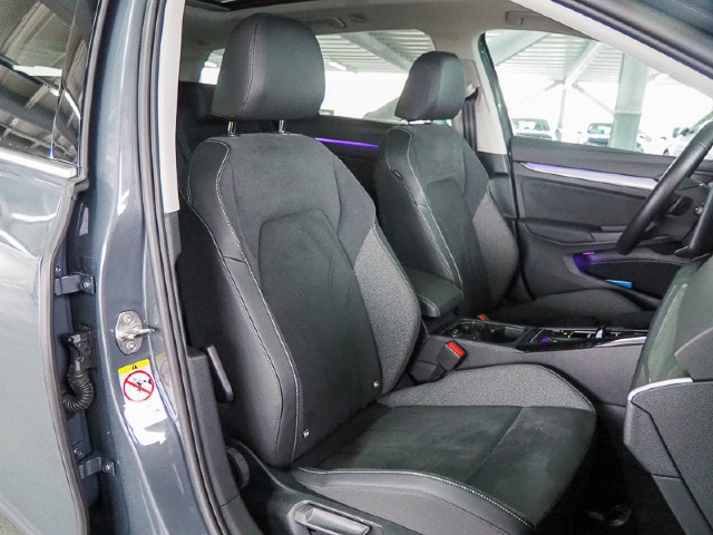 Volkswagen Golf 1.5 eTSI Style Variant