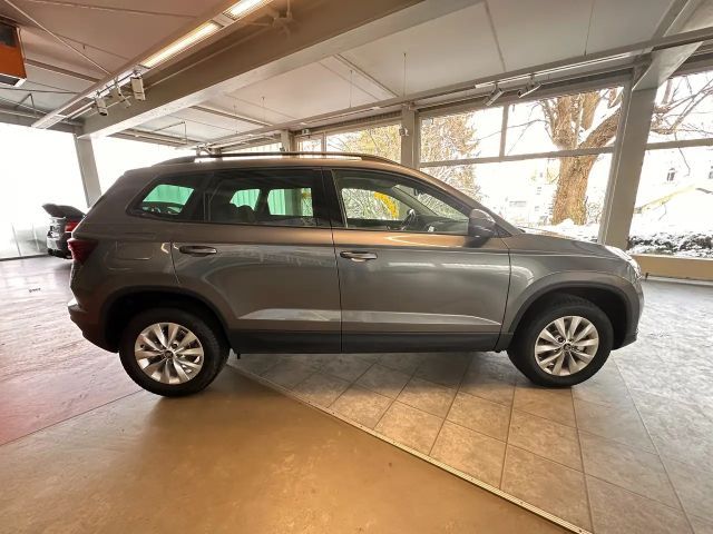 Skoda Karoq Edition 130 DSG*AHK*Rückfahrk*Frontscheibenheiz