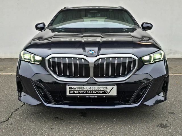 BMW 520 520d M-Sport Touring xDrive
