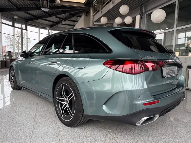 Mercedes-Benz E 300 AMG Line E 300 e