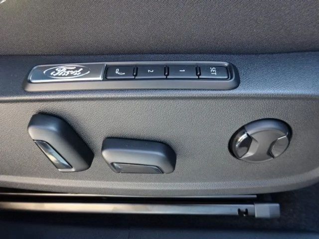 Ford Explorer Extended range Premium RWD