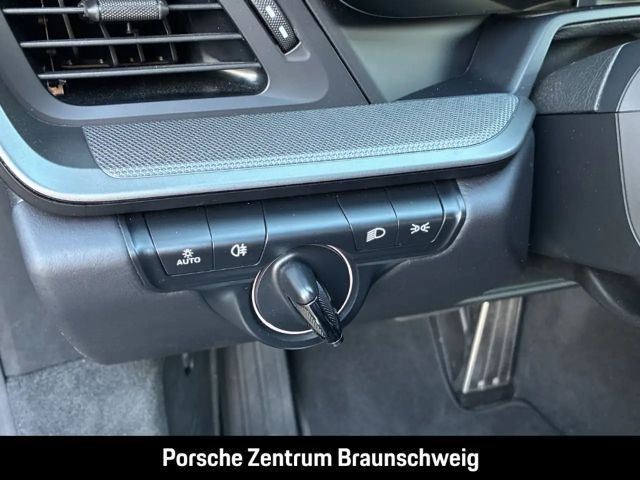 Porsche 992 4 Cabrio Carrera