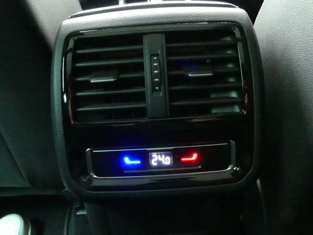 Volkswagen Passat 2.0 TSI R-Line Variant