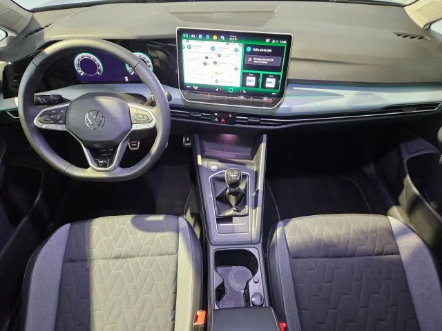 Volkswagen Golf 1.5 TSI Variant