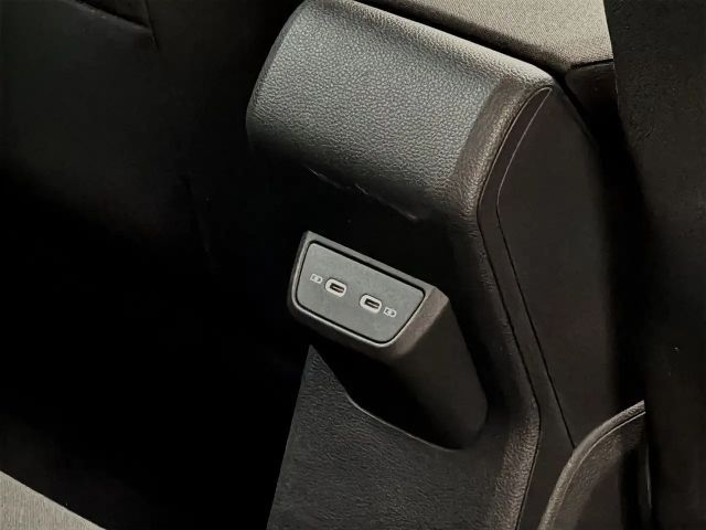 Volkswagen Polo 1.0 TSI Style