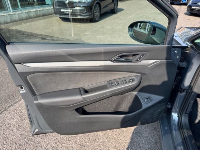 Volkswagen Golf Style eHybrid