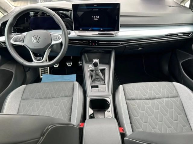 Volkswagen Golf 1.5 TSI Golf VIII