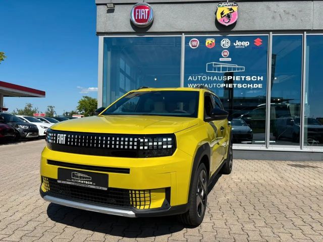 Fiat Grande Panda E La Prima