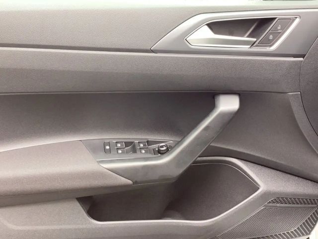 Volkswagen Taigo 1.0 TSI DSG R-Line