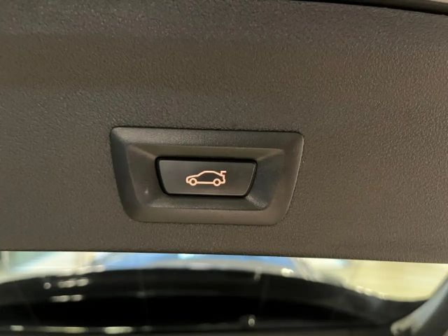 BMW 118 118i 5-deurs Sedan