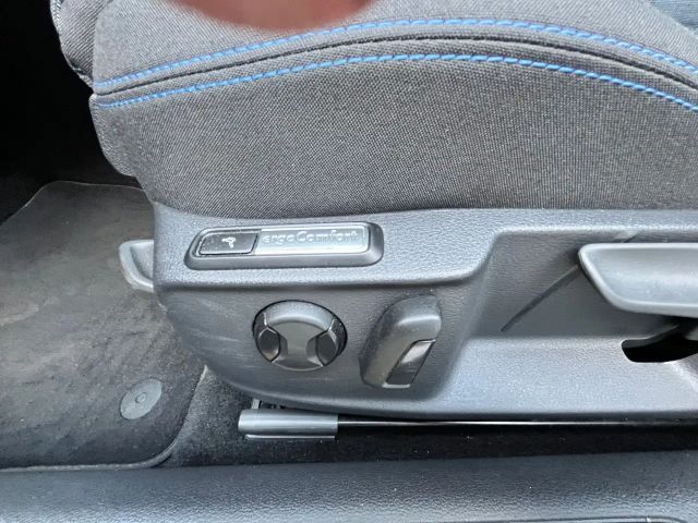 Volkswagen Passat GTE Variant