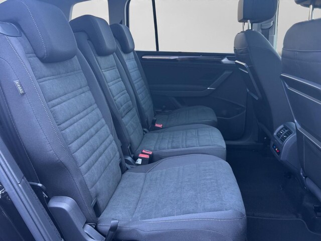 Volkswagen Touran 2.0 TDI DSG Highline Style