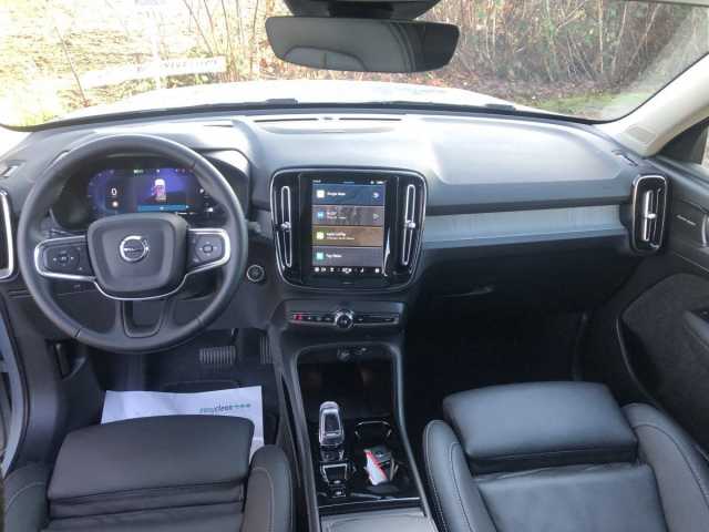 Volvo XC40 Dark Plus