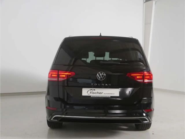 Volkswagen Touran 1.5 TSI DSG R-Line