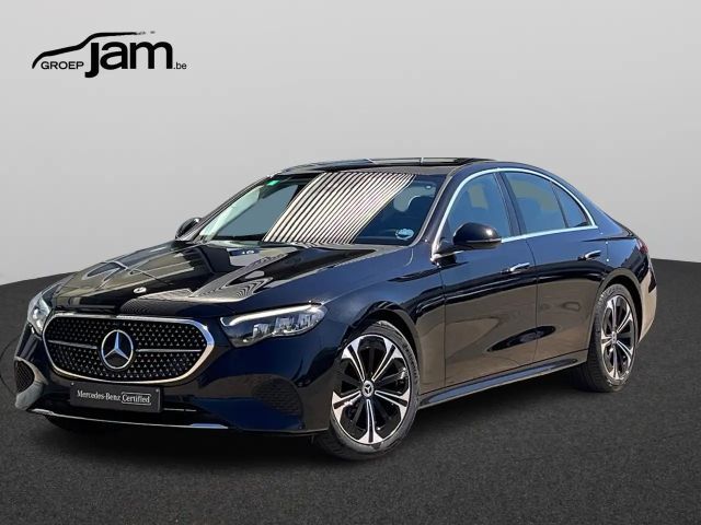Mercedes-Benz E 220 E 220 d Luxury Line Sedan