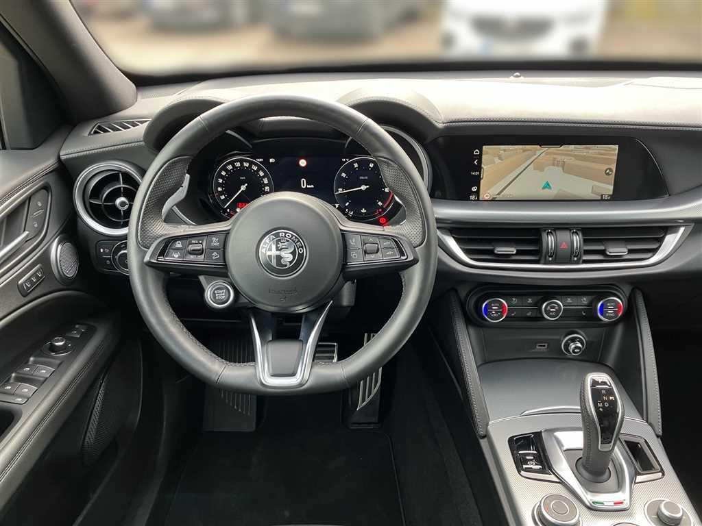 Alfa Romeo Stelvio Q4 Veloce