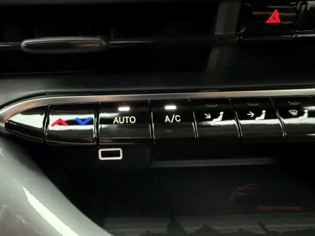 Fiat 500e +Rückfahrkam.+PDC+Sitzheiz.+Keyless