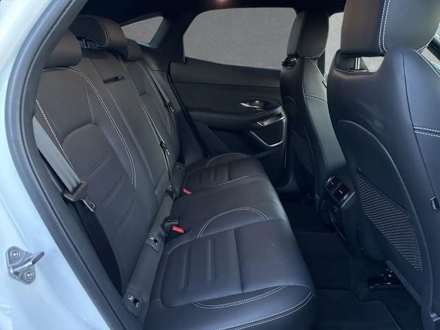 Jaguar E-Pace AWD P200