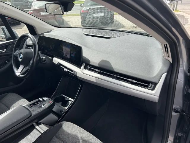 BMW 220 220i Active Tourer