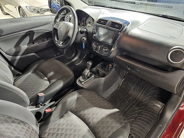 Mitsubishi Space Star Invite MIVEC Star