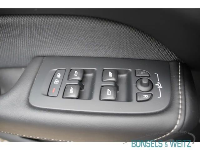 Volvo XC60 AWD Dark Ultimate