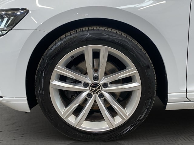 Volkswagen Passat 1.5 TSI DSG Variant