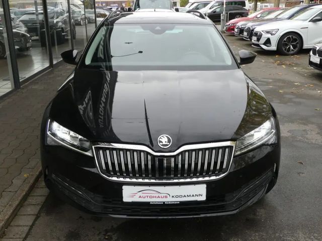 Skoda Superb *Memory Sitz*Vollleder*Panoramadach*AHK*