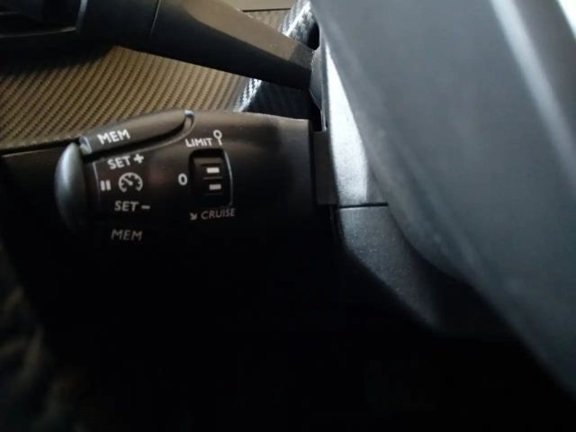 Peugeot 2008 Active Pack