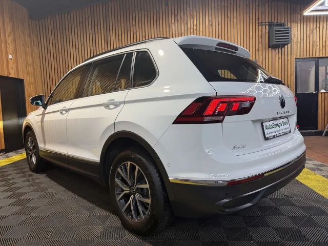 Volkswagen Tiguan DSG Life