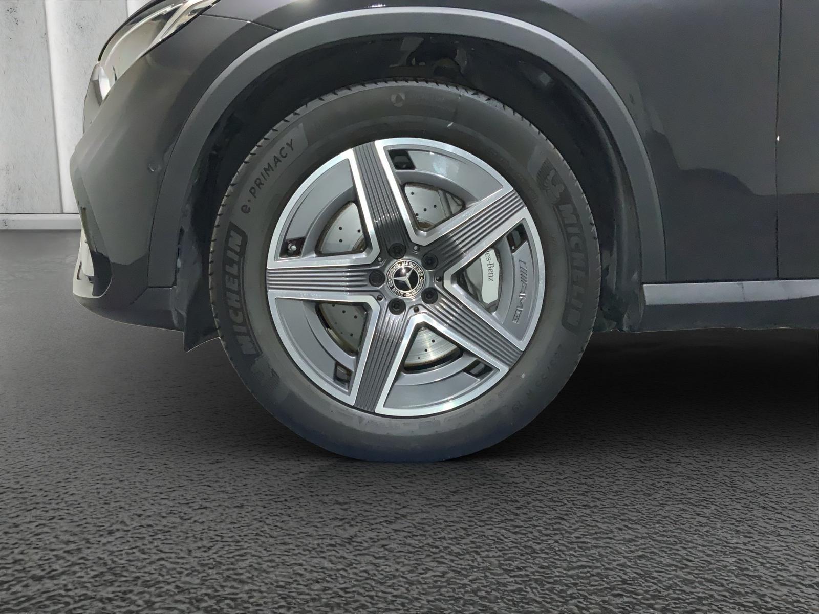 Mercedes-Benz GLC 300 4MATIC AMG Line GLC 300 d