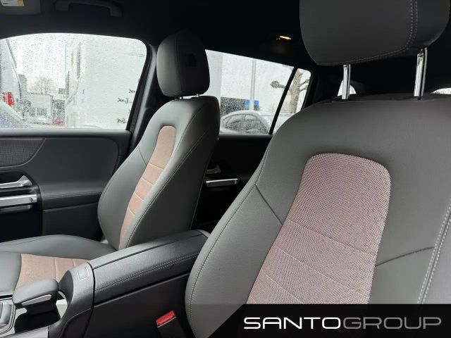 Mercedes-Benz EQB 300 4MATIC Electric Art