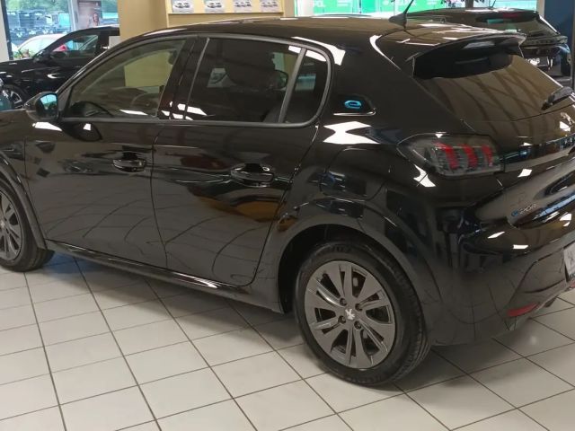 Peugeot E-208 Allure Pack