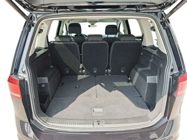 Volkswagen Touran DSG Highline