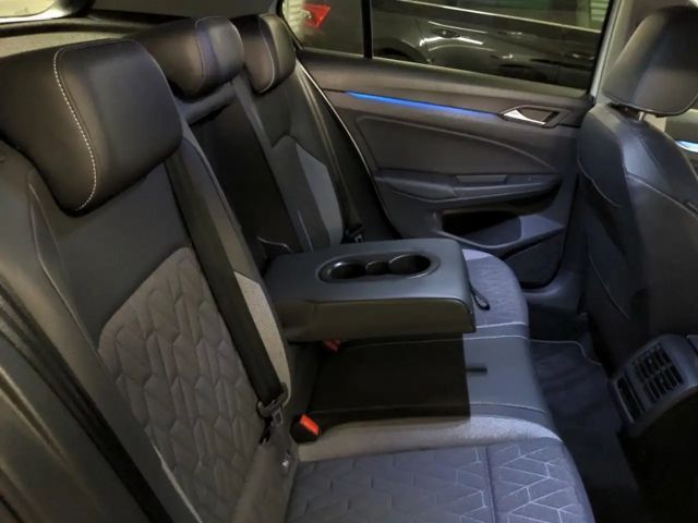 Volkswagen Golf 2.0 TDI DSG Golf VIII Plus