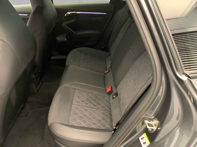 Audi A3 35 TFSI S-Line S-Tronic Sportback