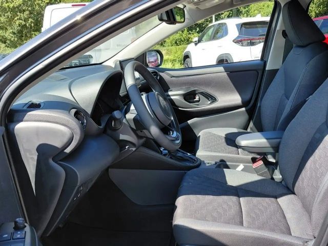 Toyota Yaris Hatchback Hybride VVT-i