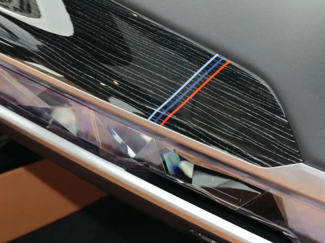 BMW i7 M-Sport Sedan