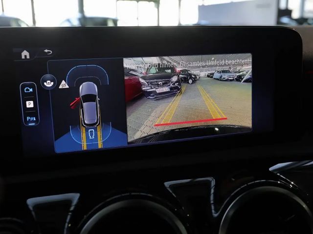 Mercedes-Benz A 180 AMG Line