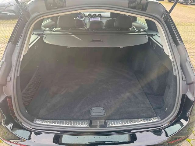 Mercedes-Benz C 200 AVANTGARDE C 200 d Estate