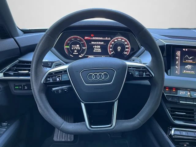 Audi e-tron GT 350 kW