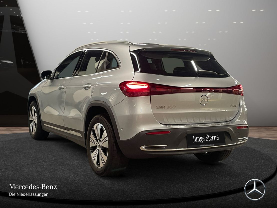 Mercedes-Benz EQA 300 4MATIC
