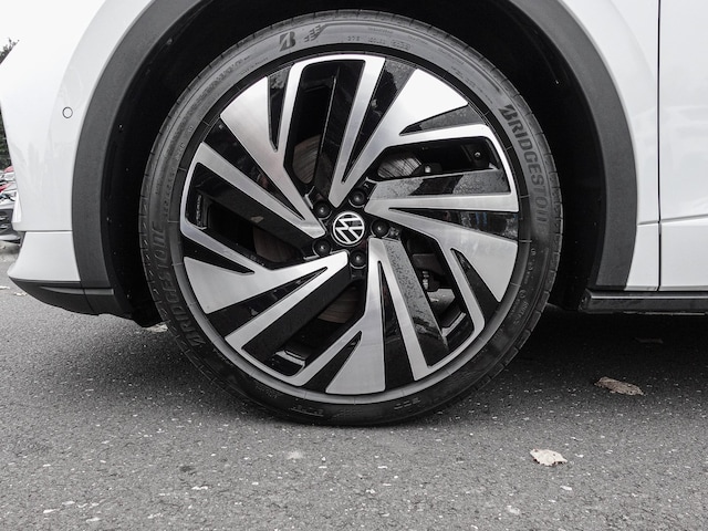 Volkswagen ID.4 ACC AHK AKUSTIKGLAS AUT KAM KEYLESS LED