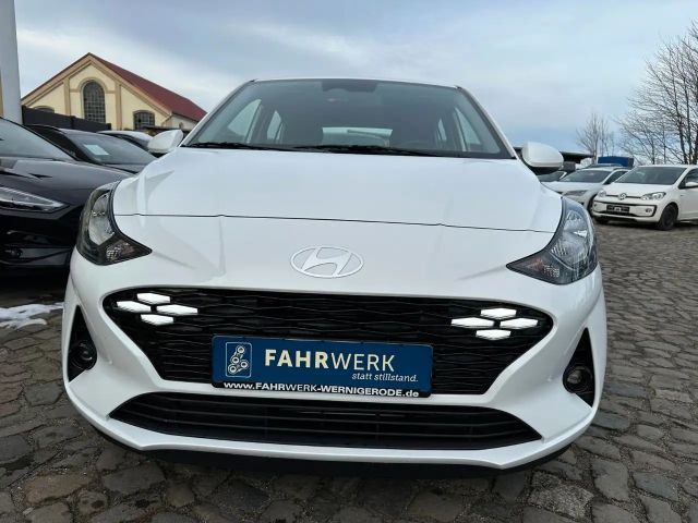 Hyundai i10 Hyundai i10 Spring / Carplay / Tempom./ Klima