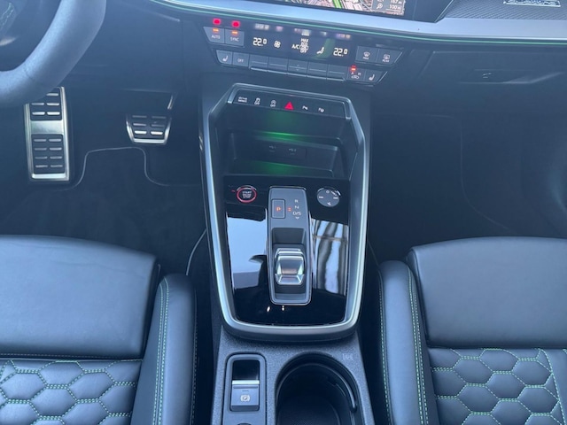 Audi RS3 Quattro S-Tronic Sedan