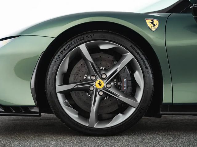 Ferrari SF90 Stradale