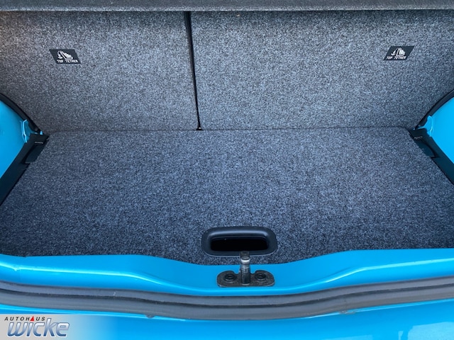 Volkswagen up! up! 1.0 Basis KLIMA SITZHEIZUNG DAB REAR VIEW