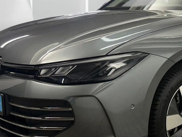 Volkswagen Passat 1.5 eTSI Business DSG Variant