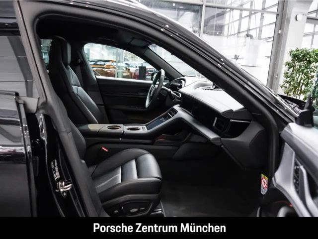 Porsche Taycan 4S Cross Turismo